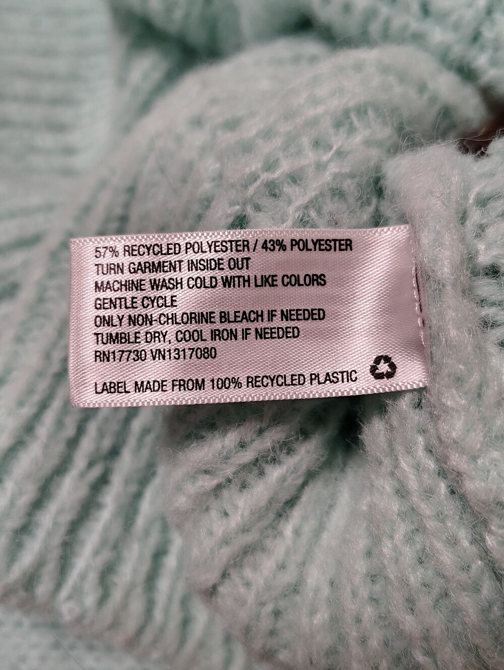 a new day Pastel Mint Crewneck Sweater L Long Sleeve Soft Cozy Casual Recycled - Picture 6 of 6
